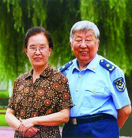 阎肃和夫人李文辉
