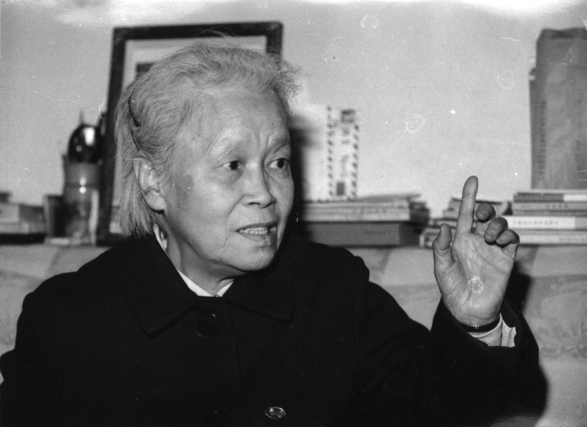 田海蓝  张思一      老作家草明的中篇小说